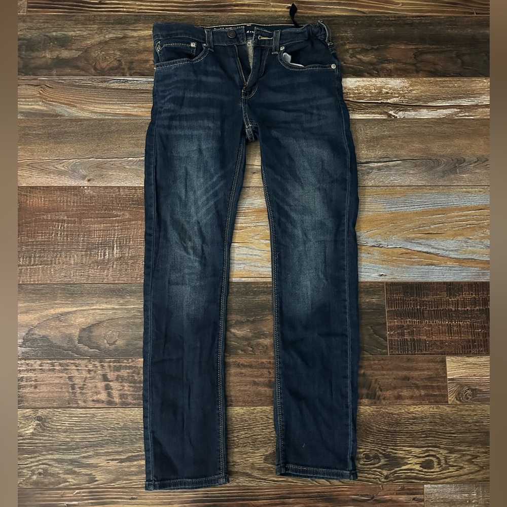 Boys Levi’s jeans size 16. Skinny fit adjustable waist.